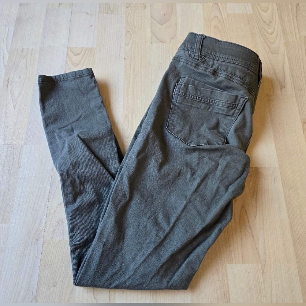 Democracy "Ab" Technology Size 6